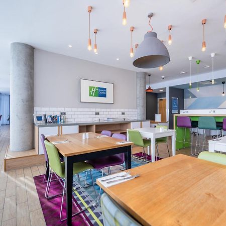Holiday Inn Express Aberdeen Airport By Ihg Dyce Extérieur photo