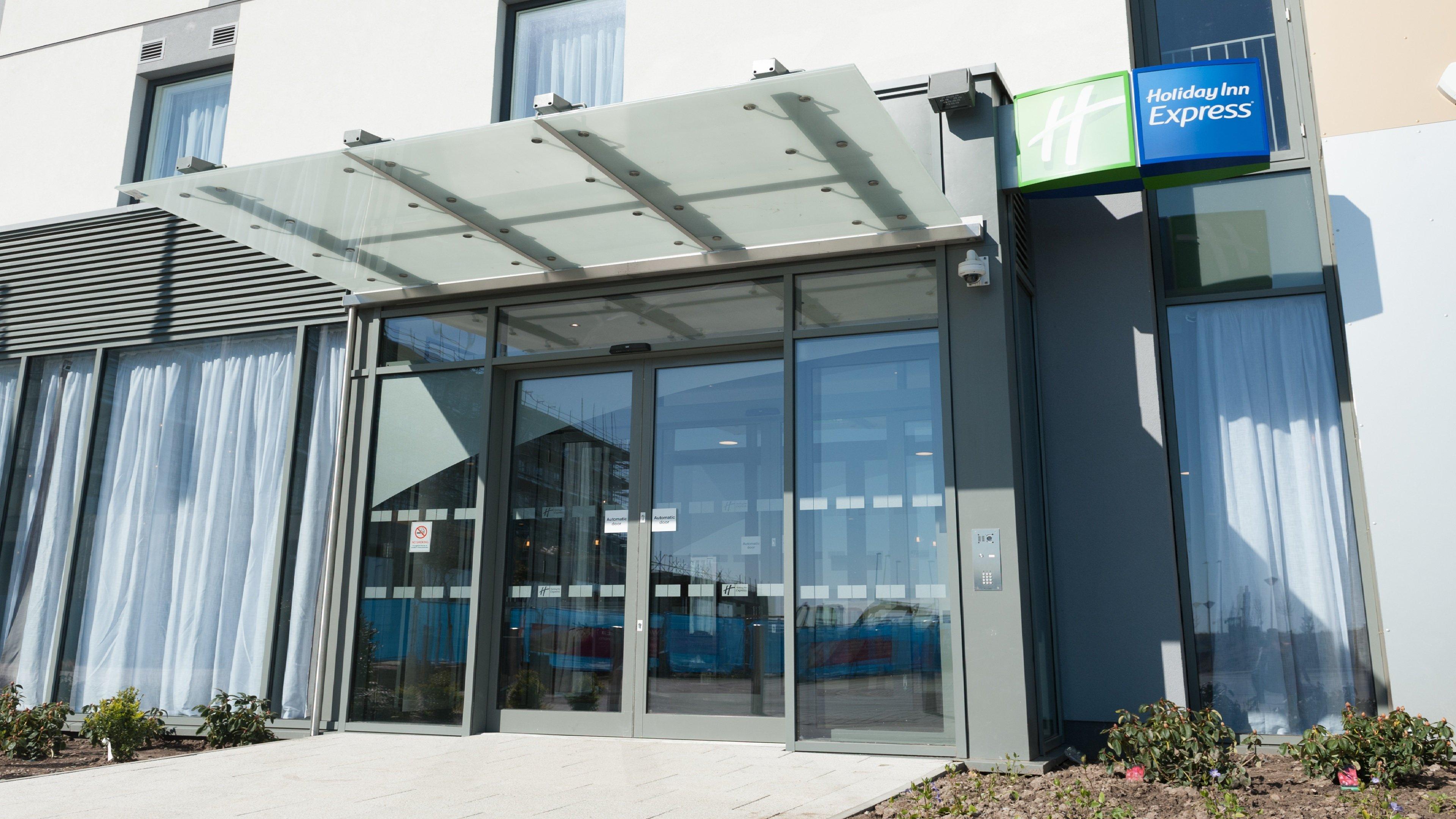 Holiday Inn Express Aberdeen Airport By Ihg Dyce Extérieur photo