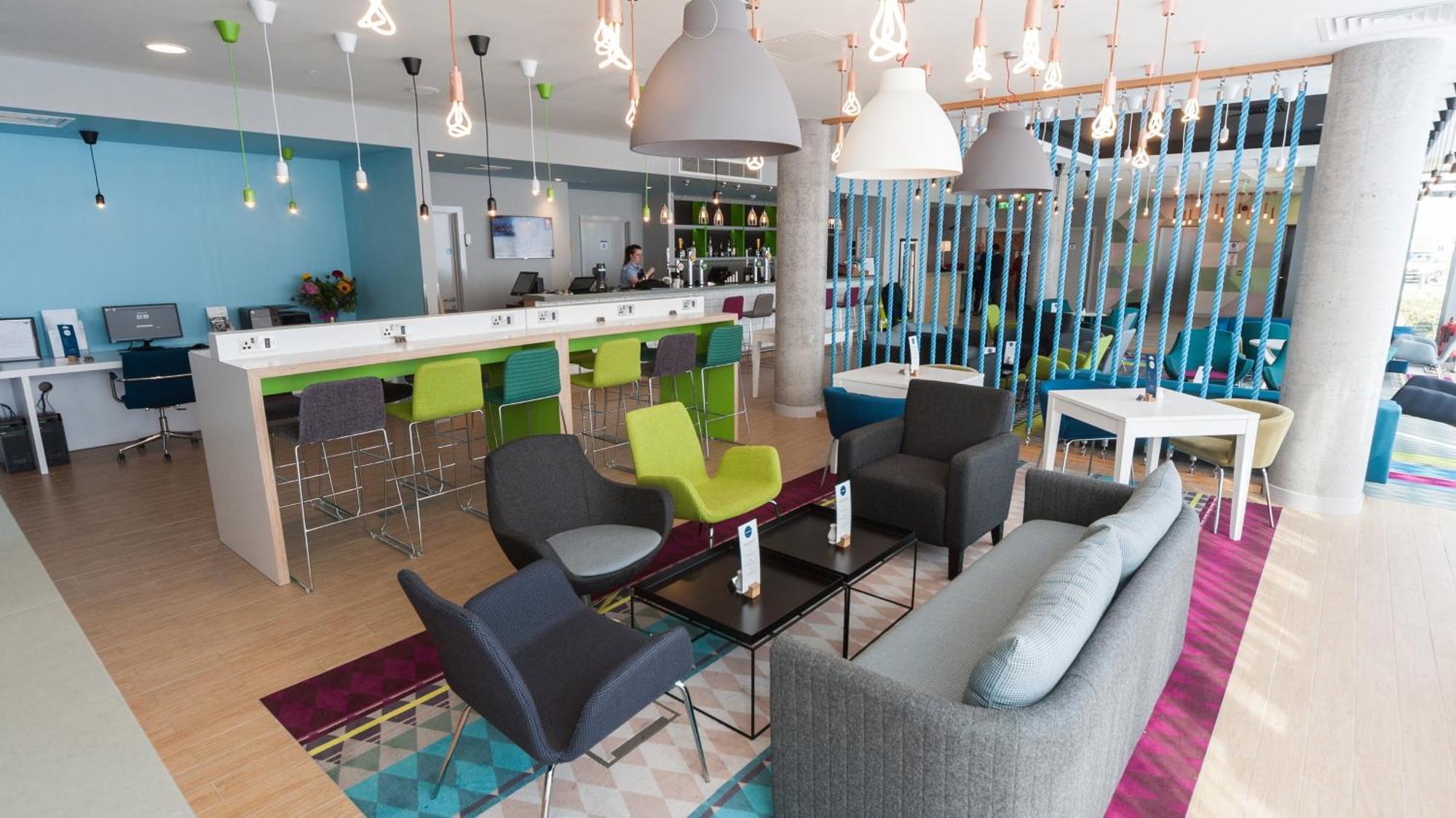 Holiday Inn Express Aberdeen Airport By Ihg Dyce Extérieur photo