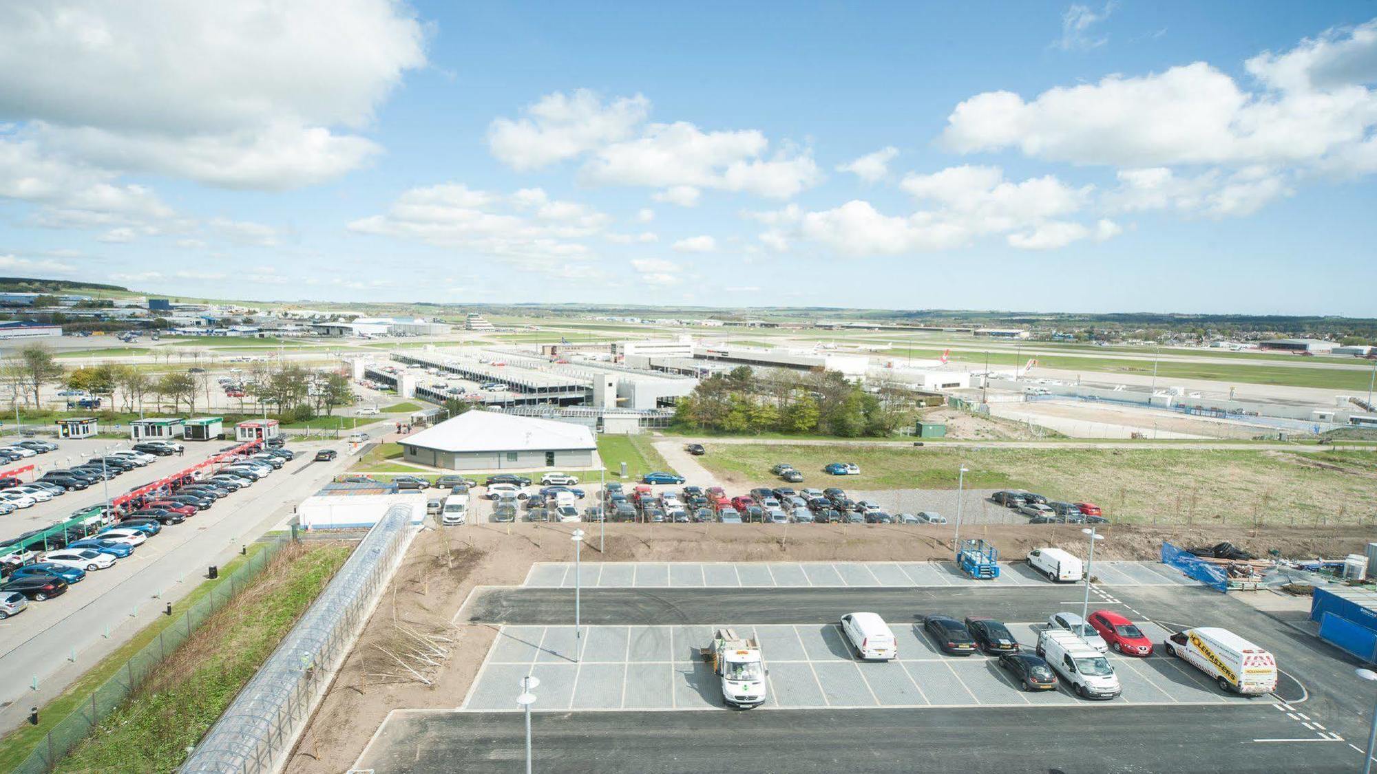 Holiday Inn Express Aberdeen Airport By Ihg Dyce Extérieur photo