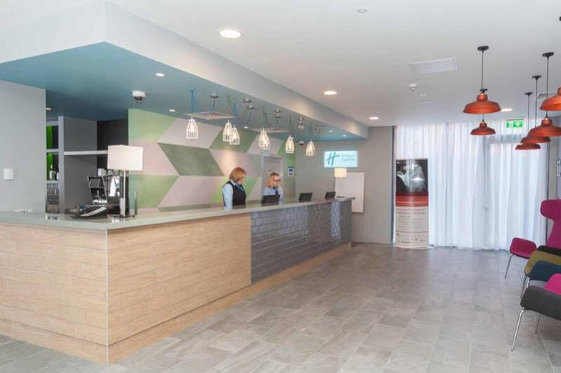 Holiday Inn Express Aberdeen Airport By Ihg Dyce Extérieur photo